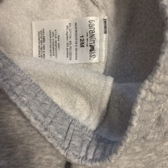 Gray sweatsuit - Picture 4 of 4